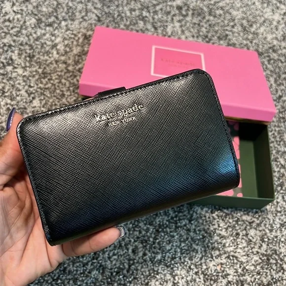 KATE SPADE NEW YORK Spencer Compact Wallet - Picture 2 of 7